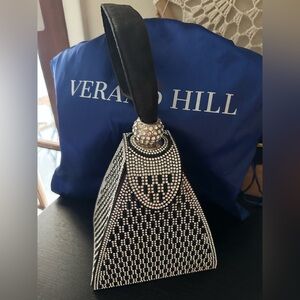 NWOT VERANO HILL Crystal Pyramid Handbag